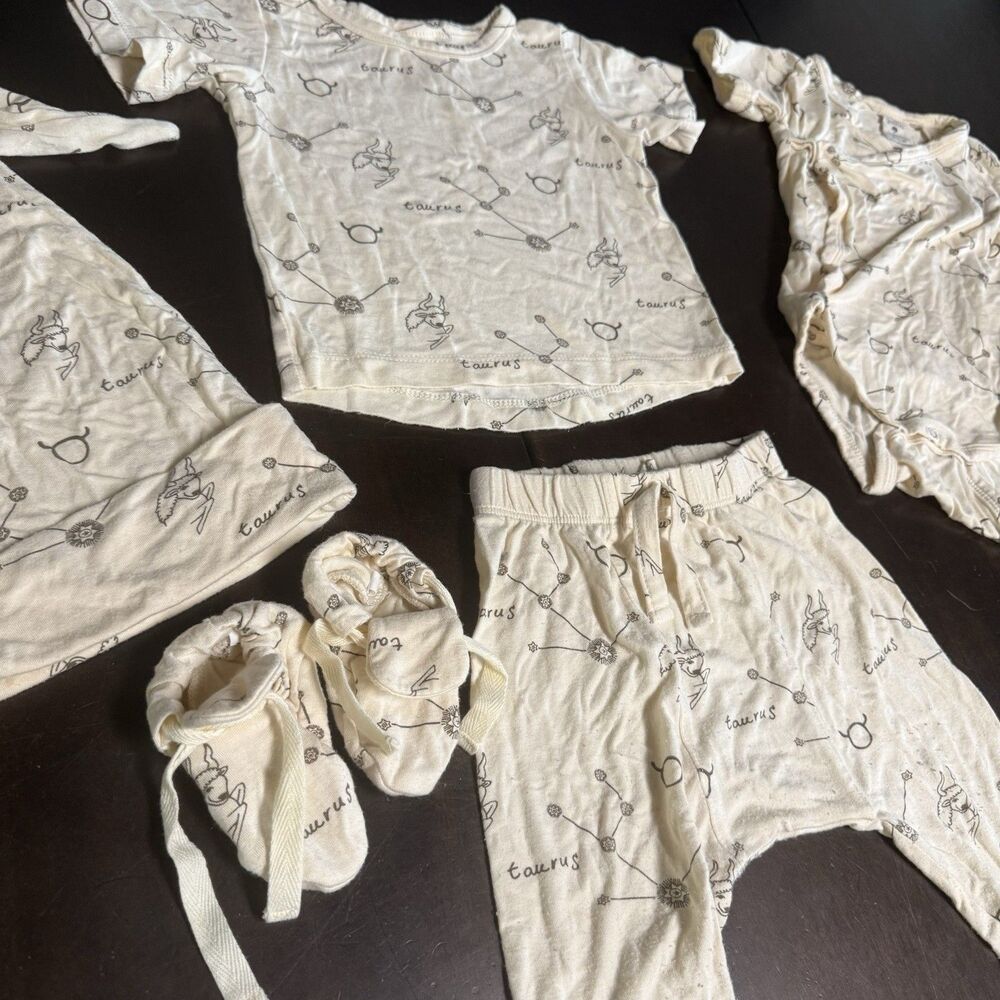 Kate Quinn 6-12 Months Taurus 5 Piece Clothes Set Bodysuit, Night Cap, Booties